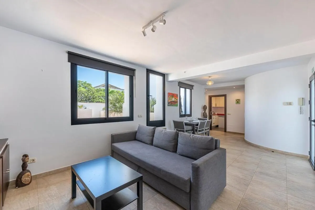 Great 3 Bedroom Apartment With Terrace In Golden Mile Marbella España
